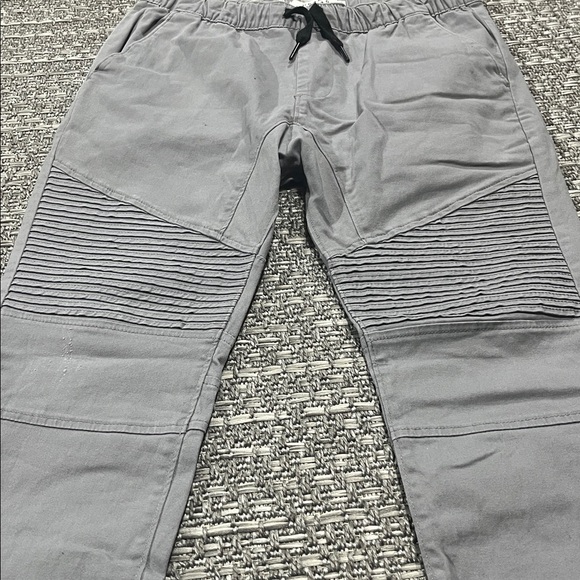Urban Heritage | Men’s Medium Grey Joggers - Picture 2 of 14